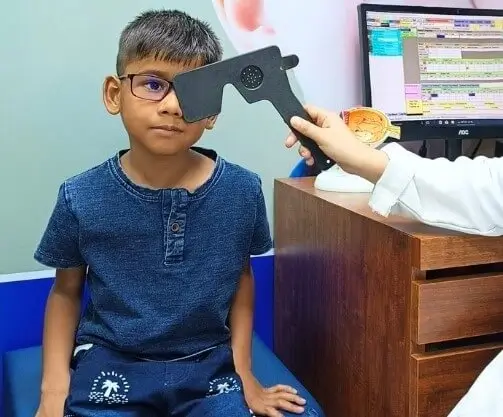 Signs of eye problem in children